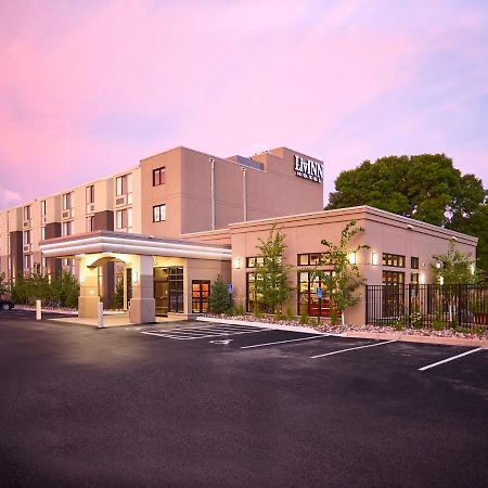 Livinn Hotel St Paul East / Maplewood Zewnętrze zdjęcie