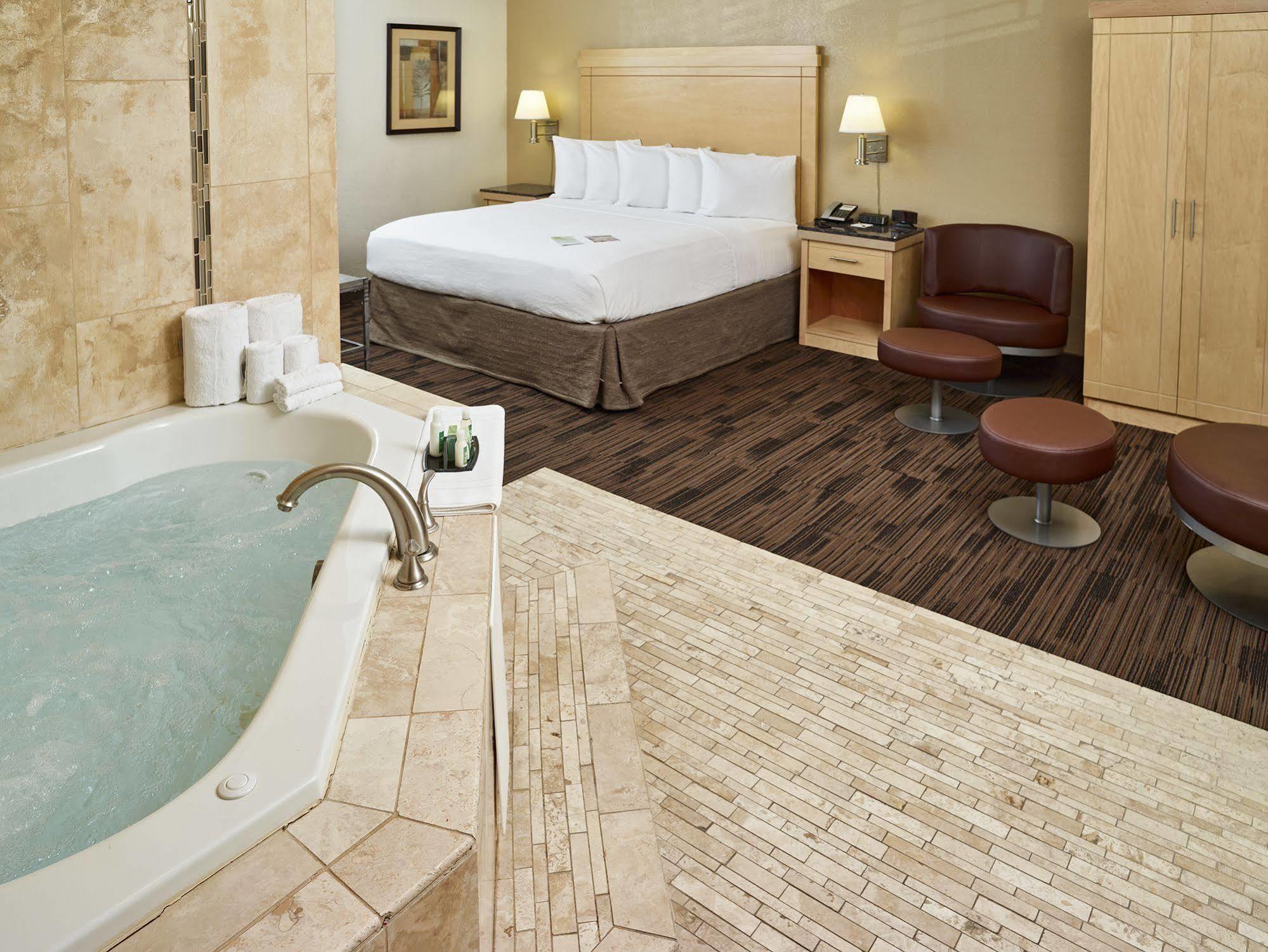 Livinn Hotel St Paul East / Maplewood Zewnętrze zdjęcie