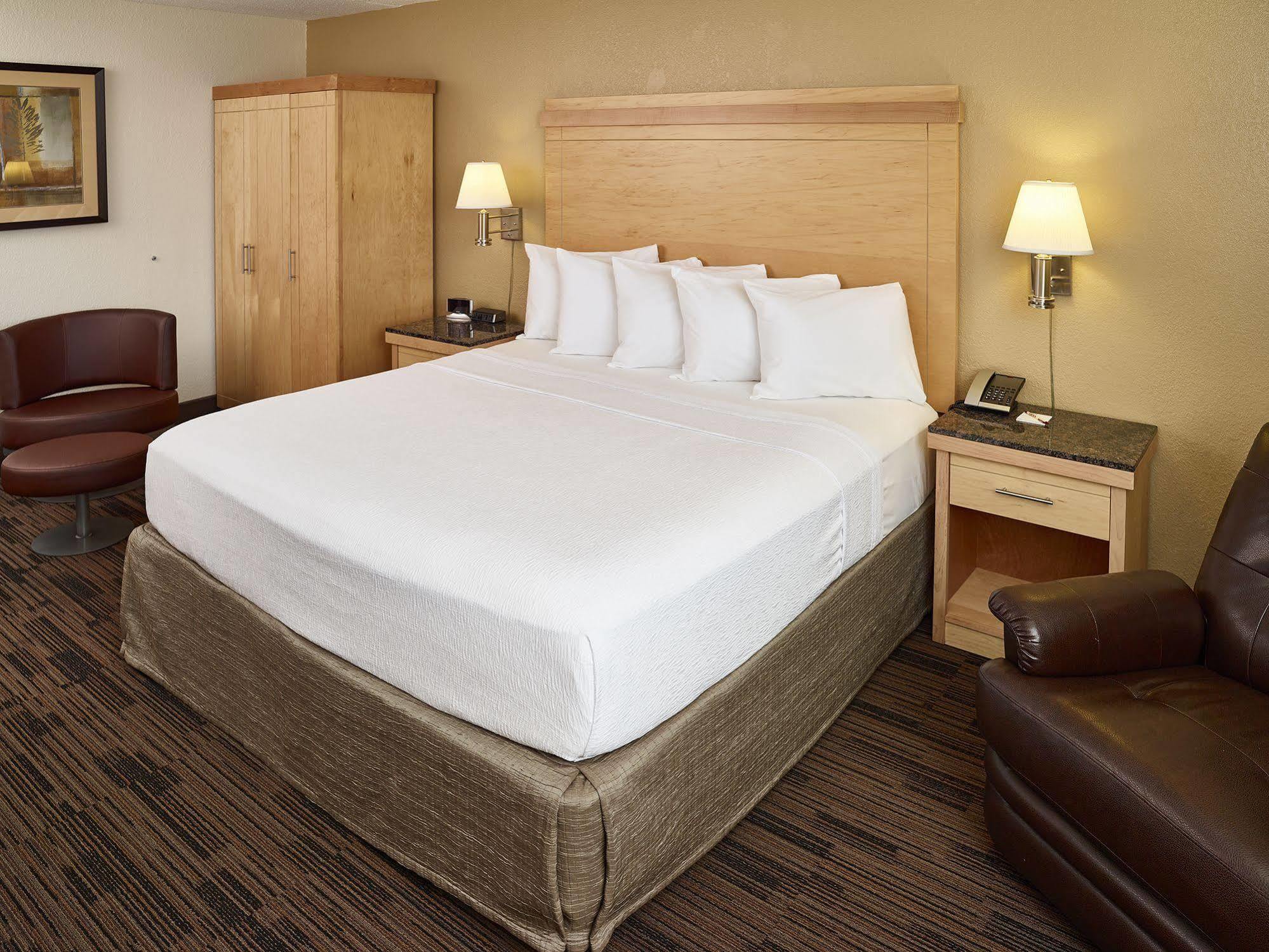 Livinn Hotel St Paul East / Maplewood Zewnętrze zdjęcie