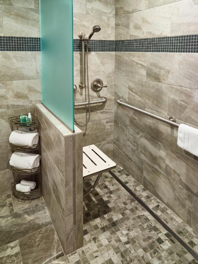 Livinn Hotel St Paul East / Maplewood Zewnętrze zdjęcie